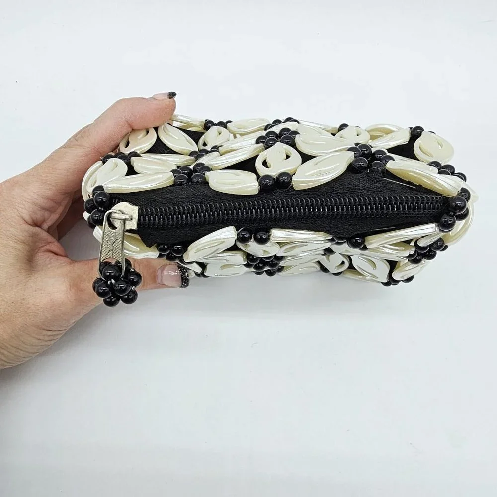 Vintage Glass Beaded Medium Black Pearl White Floral Shoulder Bag Coin Purse Set
